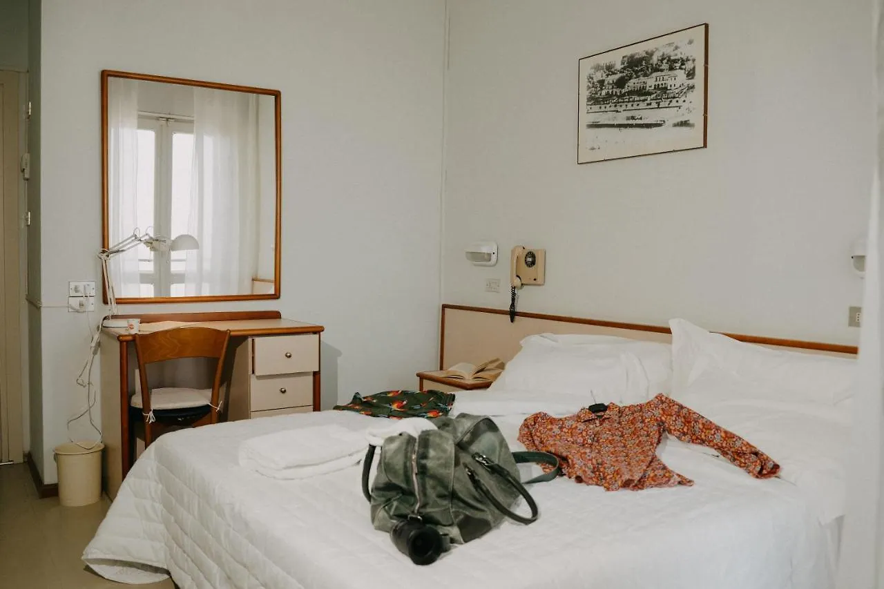 Hotel Flamengo ريتشوني